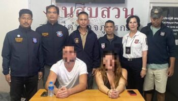 Два французских туриста оштрафованы за непристойный поступок на тук-туке в Пхукете