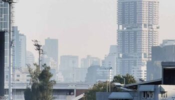 Небезопасные уровни смога в Бангкоке и 57 провинциях