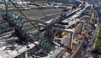 Обрушение крана на дороге Рама II убивает двоих, вызывает угрозу остановки работ по стране