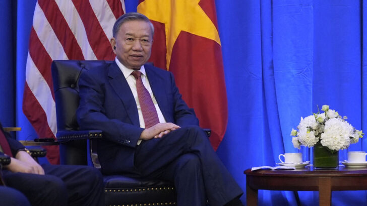 Открытие Конгресса Коммунистической партии Вьетнама в Ханое