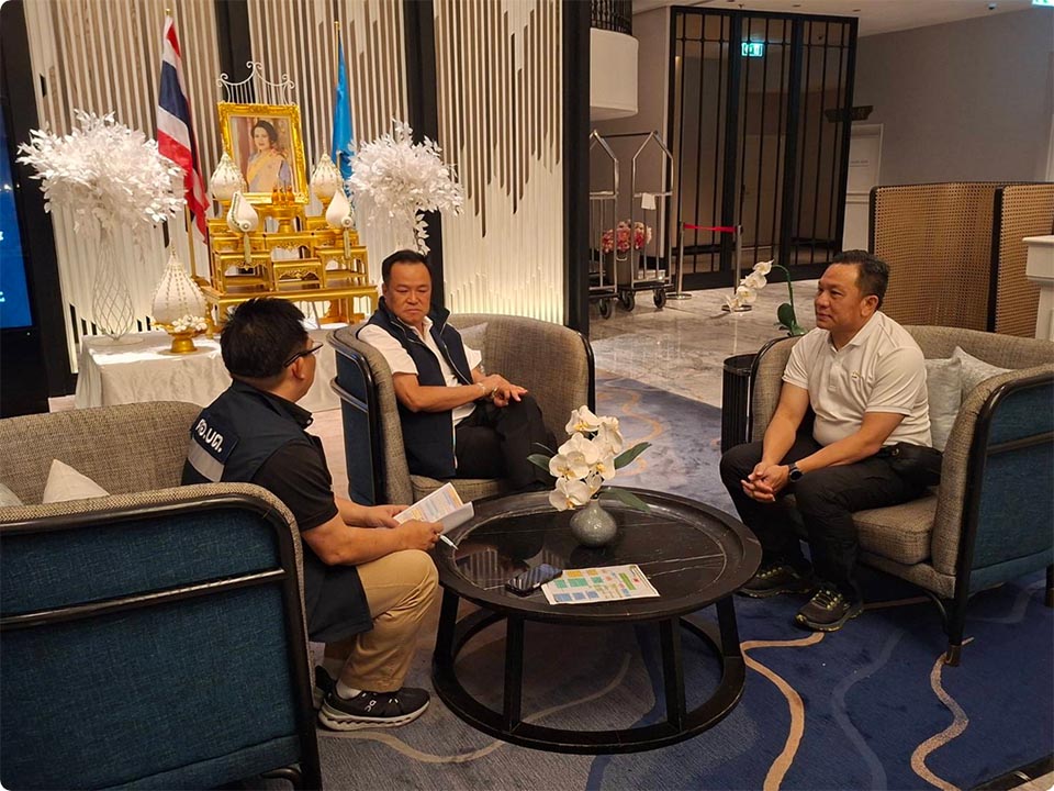 Премьер-министр Анутин спешит к южной границе после ночных взрывов на станциях PTT