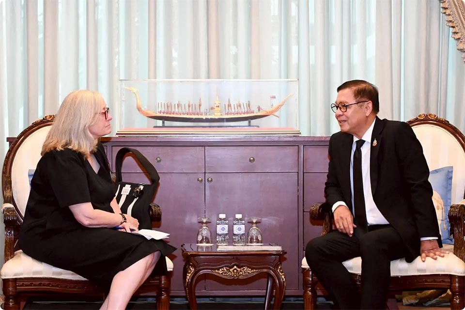 Таиланд запрашивает разъяснения у США по поводу сообщаемого приостановления выдачи иммиграционных виз