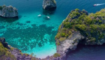 Тайланд предупреждает путешественников о сезонных закрытиях национальных парков