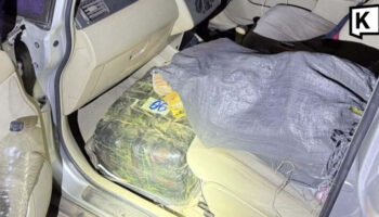 Трое арестованы, когда полиция перехватывает крупную партию метамфетамина