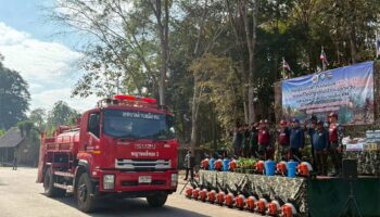 Чиангмай мобилизует многоагентственную группу для борьбы с лесными пожарами и PM2.5 в национальном парке Пха Дэнг