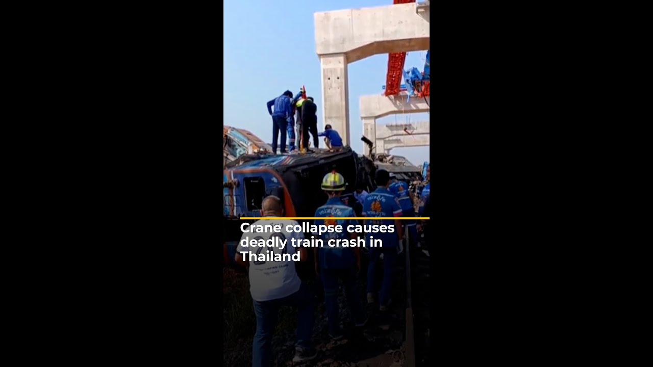 Число жертв трагической аварии экспресс-поезда возросло до 32