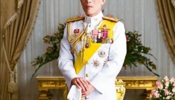 HM король предоставляет королевскую поддержку жертвам, пострадавшим в аварии с краном поезда