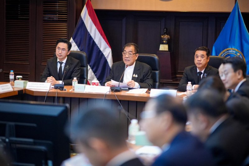 Pheu Thai изменяет слоган на 'Надежда 2026'