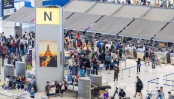 AOT повысит сбор за обслуживание пассажиров на международных рейсах с мая