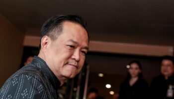 Bhumjaithai получает еще 2 мелких рыбы, чтобы увеличить количество в правительстве