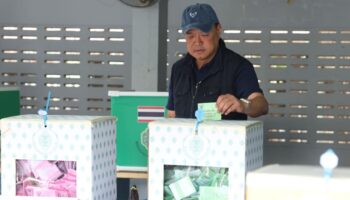 Анутин объявляет неофициальную победу, так как Бхумджайтай занимает лидирующую позицию на Всеобъемлющих выборах 2026 года