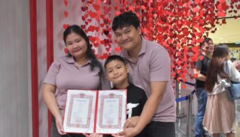 Банг Рак гудит от свадеб в День Святого Валентина