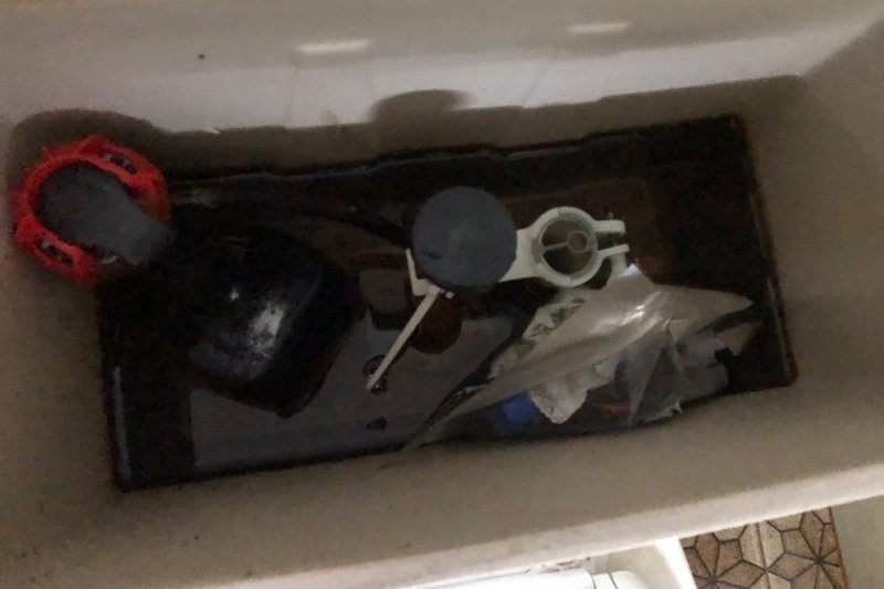 Больше туалетных бомб разминировано в Паттани