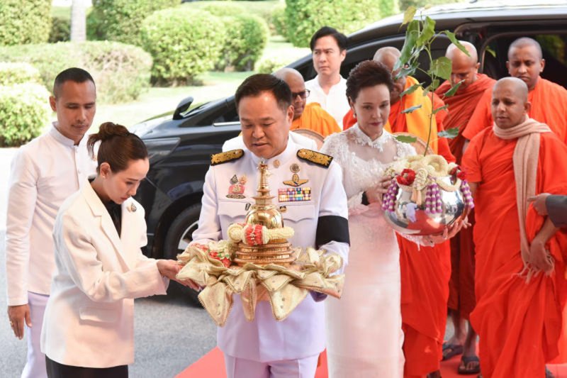 Бхумджайтай приближается к большинству в Палате