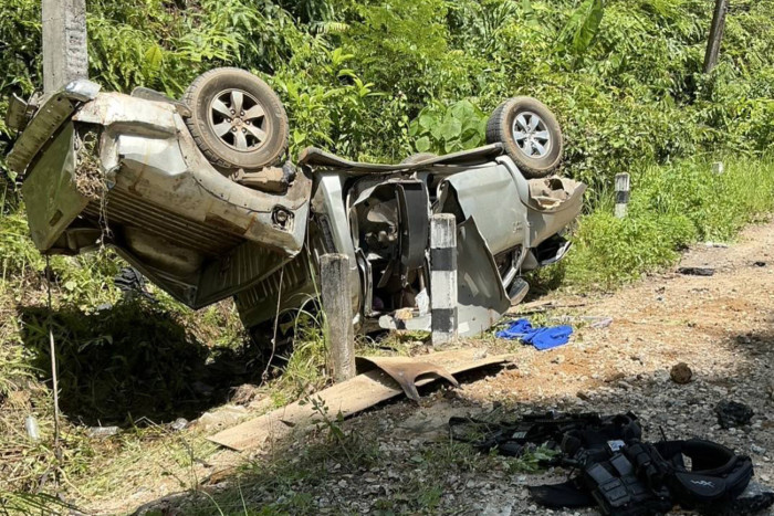 Взрыв бомбы поразил местное военное подразделение