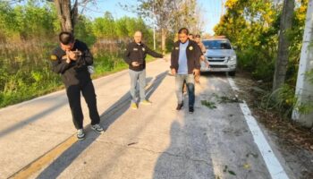 Вор полоснул по шее студента-профессионала и украл мотоцикл в Чонбури