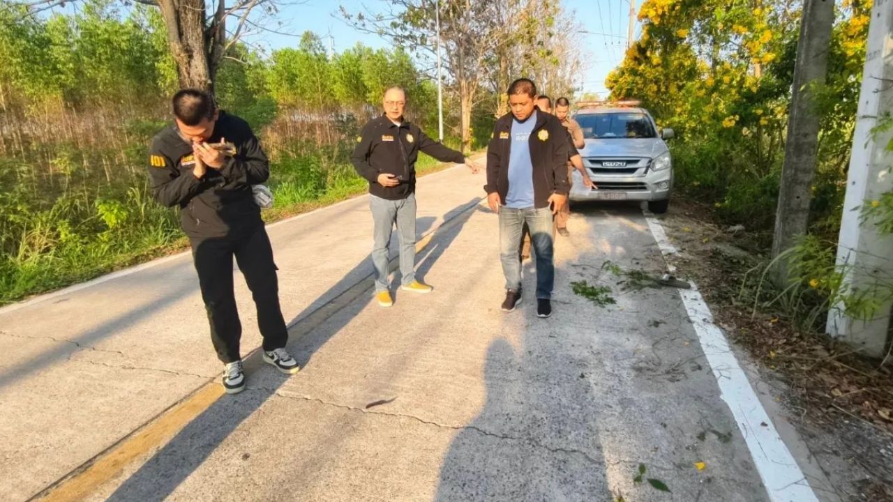 Вор полоснул по шее студента-профессионала и украл мотоцикл в Чонбури