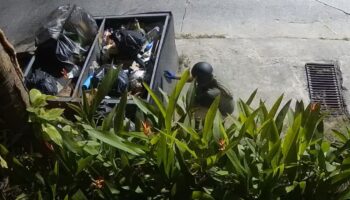 ‘Г-н Спрей’ разыскивается за порчу Кох Пхангана политической граффити