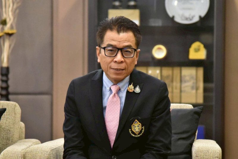 Глава ЕС 'жалеет' о своих замечаниях на YouTube