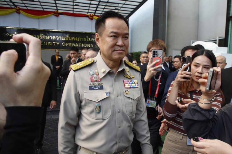 Две мини-партии поддержали коалицию во главе с Bhumjaithai