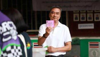 Демократы не согнутся по поводу коалиции