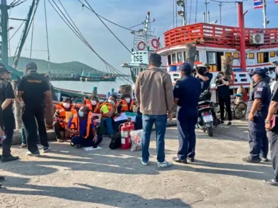 Департамент рыболовства выпускает новые правила продления морских книг, чтобы предотвратить нехватку рабочей силы