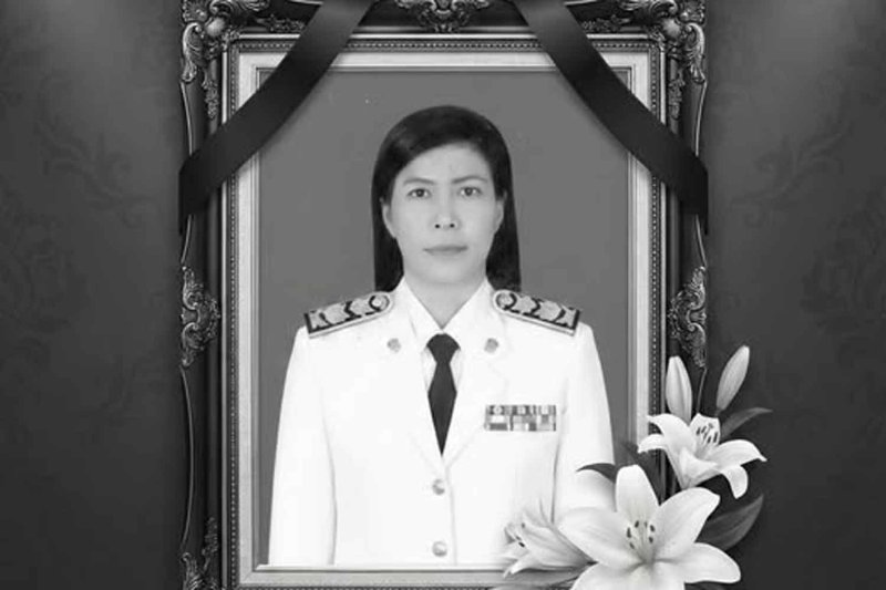 Директор школы в Хатьяй умер от травм после вооруженного нападения