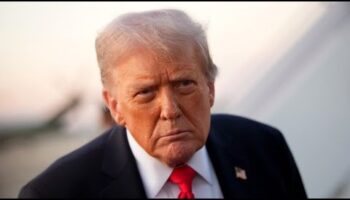 За пределами IEEPA: Как Трамп планирует восстановить тарифы после поражения в Верховном суде”