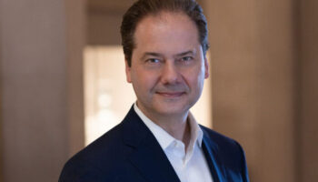 Золотой мальчик и дальше: Как реституции Метropolitан-музея изменяют глобальную практику музеев