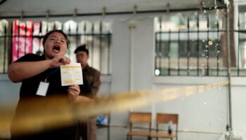 Избиратели считают, что выборы нечисты, избирком не справляется с борьбой с мошенничеством.