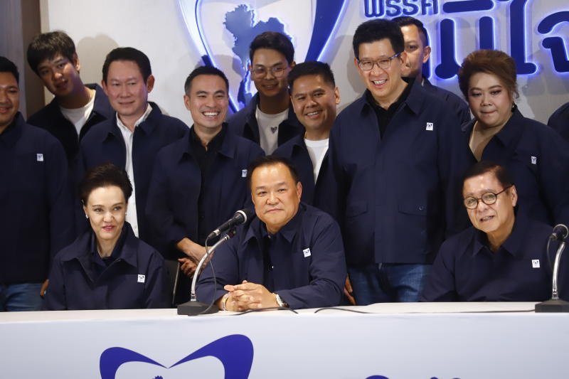 Кабинет начинает принимать форму