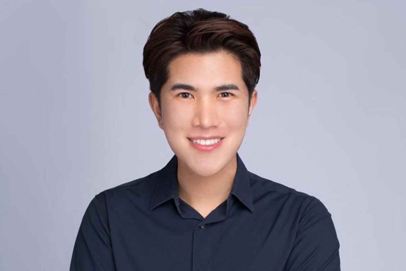 Лидер небольшой партии привлекает внимание