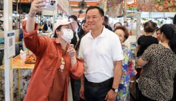 Лидеры партий завершают кампании с призывами голосовать