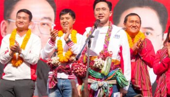 Партия Пху Таи обещает снижение долговой нагрузки