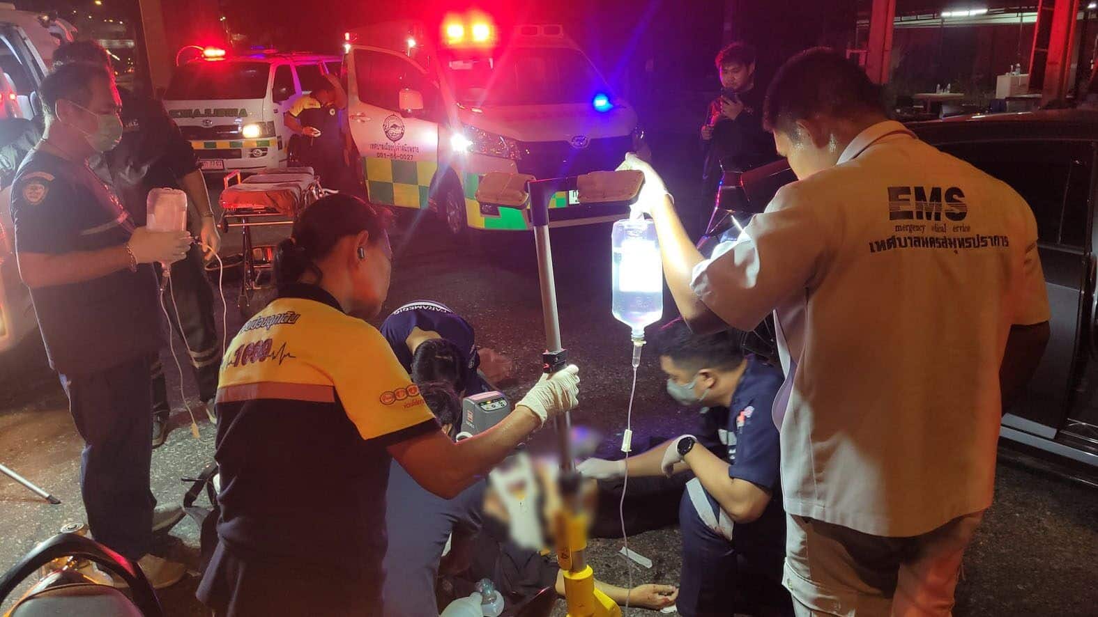 Полиция разыскивает подозреваемого после смертельного ножевого ранения иммиграционного офицера