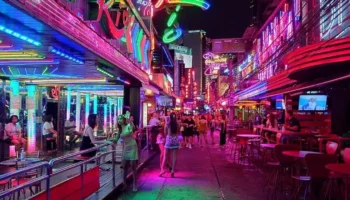 Тайские партии обещают поддержку секс-рабочим перед выборами