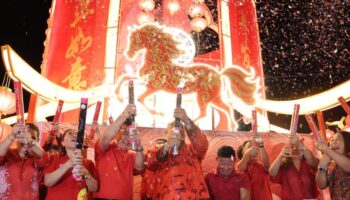 Чалонг встречает Китайский Новый год