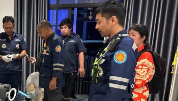 Чаченгсао, мужчина умирает во время прямой трансляции, пока друзья слышат, как он задыхается.