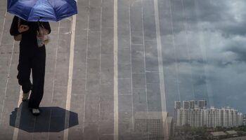 Штормы обрушатся на северный Таиланд, так как холодный воздух из Китая сталкивается с летней жарой