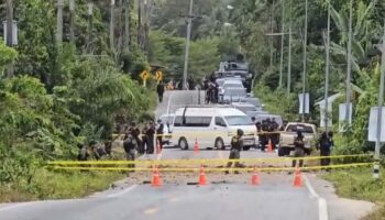 roadside bomb misses police patrol, injures three civilians in Narathiwat