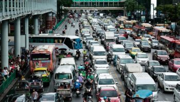 Бизнесы начинают чувствовать давление