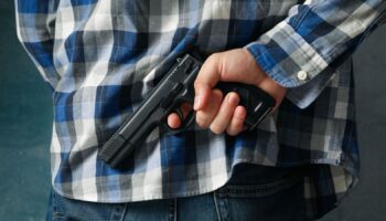 В муанге Тонг Тани раздались выстрелы в перестрелке в кондоминиуме