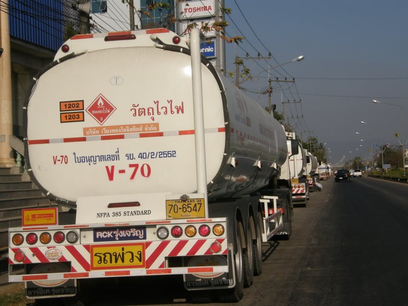 Власти усиливают проверки топлива