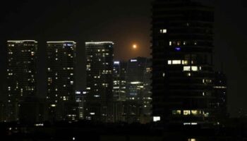 Государство призывает граждан покинуть Израиль