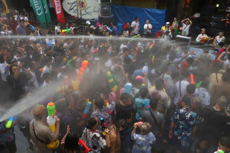 Группы призывают к ужесточению ограничений на алкоголь