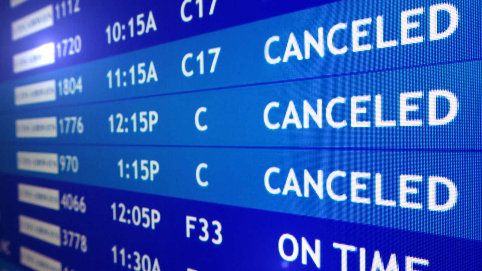 Группы туристов на Пхукете призвали отели поддержать застрявших путешественников на фоне кризиса на Ближнем Востоке