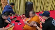 Два монаха из Бангкока обвинены в злоупотреблении новичками