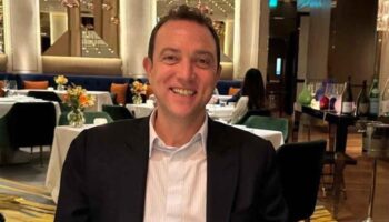 Запрос на красное уведомление о "Бен Смите"