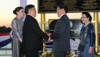 Их Величества посетят Лаос в понедельник