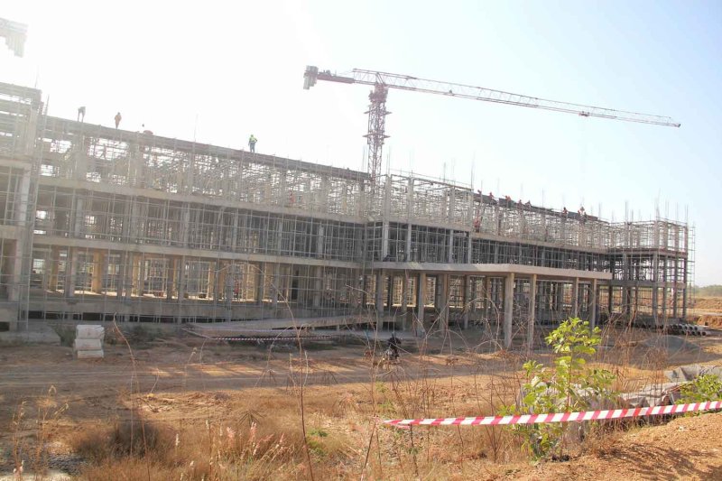 Контрактор сталкивается с черным списком в Фрае